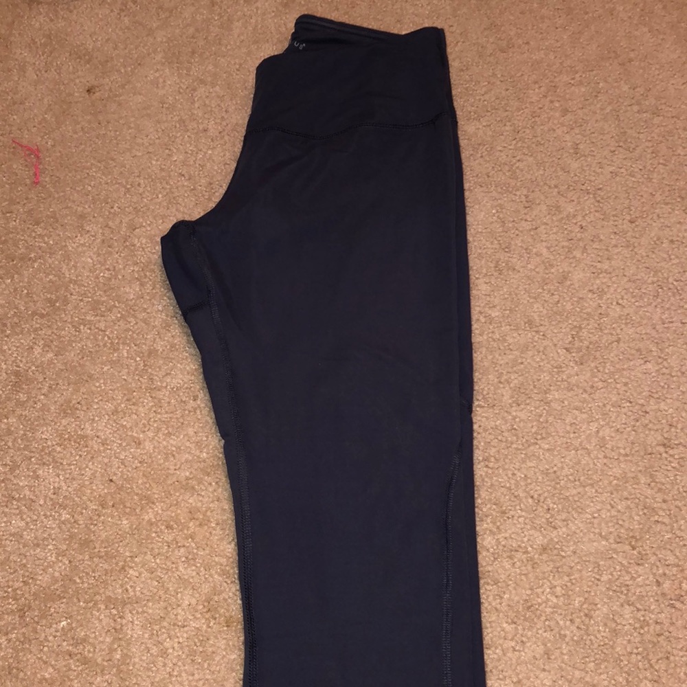 Cute grayish legging, worn twice